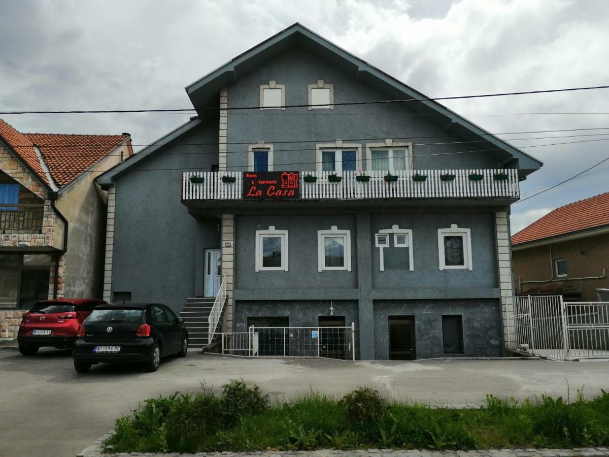 הוסטל Ni La Casa מראה חיצוני תמונה