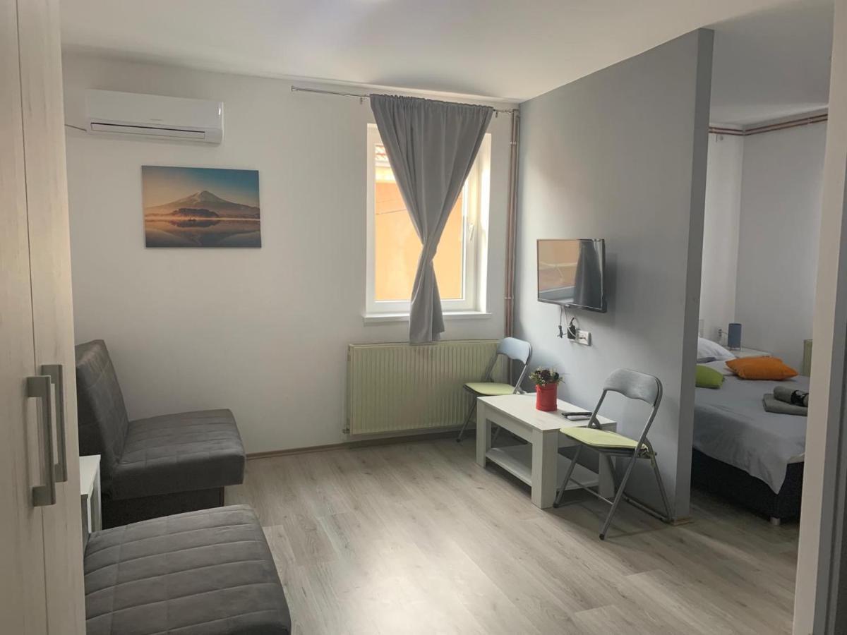 הוסטל Ni La Casa מראה חיצוני תמונה